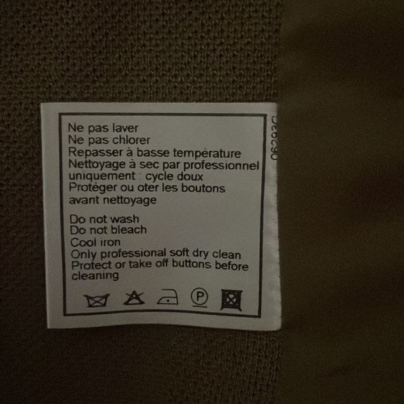 Chanel Fur vest - Picture 11 of 15